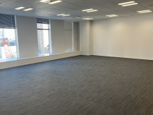 オフィス室内参考画像