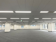 オフィス室内参考画像