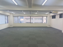 オフィス室内参考画像