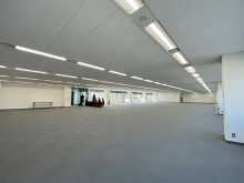 室内全体の様子