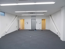 別角度からの様子