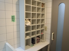 女子トイレの小物入れ