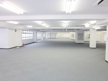 オフィス室内参考画像