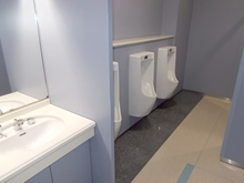 男性用トイレ