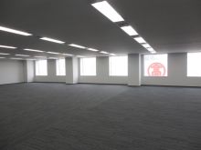 横浜ファーストビルの部屋の雰囲気.2