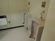 男性用トイレ