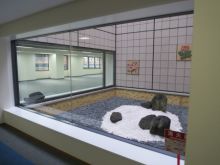 室内から見える中庭（フロアによって異なる場合あり）