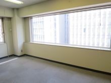 内山ビルの部屋の雰囲気.2