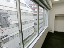 5東洋海事ビルの部屋の雰囲気.2