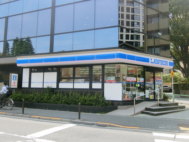 1階：ローソン 千代田一番町店
