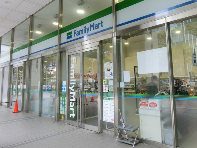 1階:ファミリーマート 仙台MTビル店