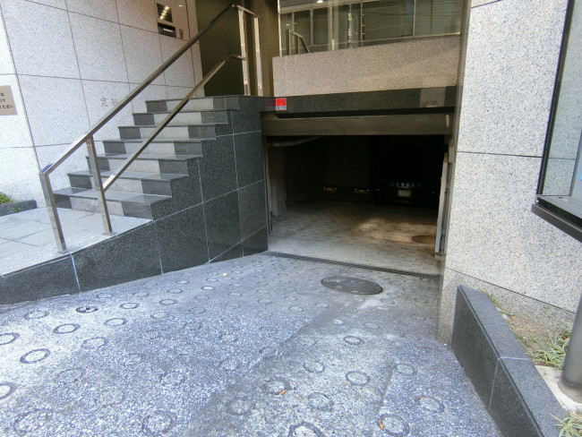 地下駐車スペース