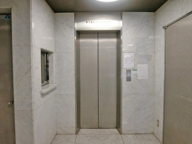 エレベーター