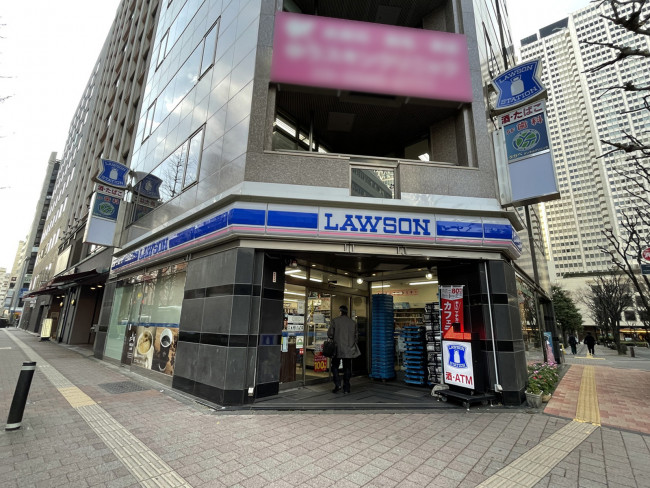 1階のローソンH西新宿店