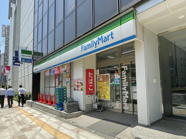1階のファミリーマート東五反田桜田通り店