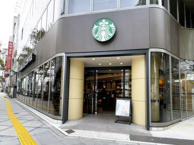 1階のスターバックスコーヒー 桜橋プラザビル店