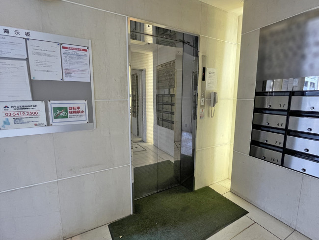 エレベーター（1基）