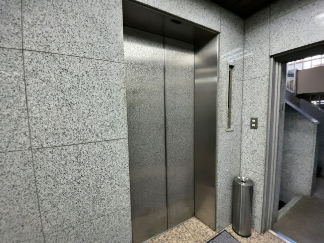 エレベーター