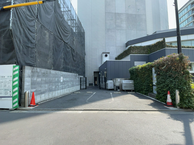 荷捌き場