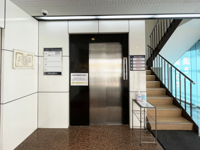 エレベーター(1基)