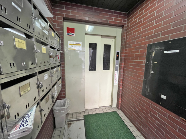 エレベーター(1基)