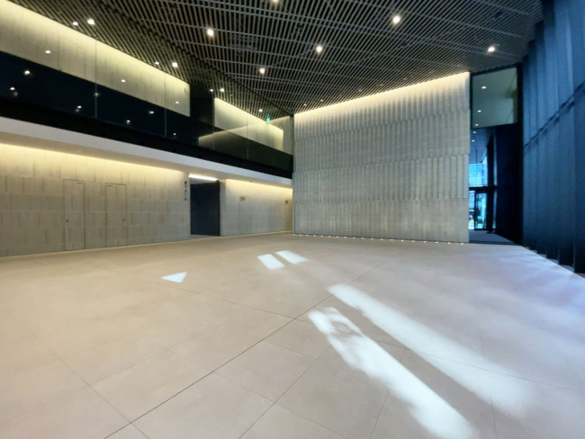 エントランスホール