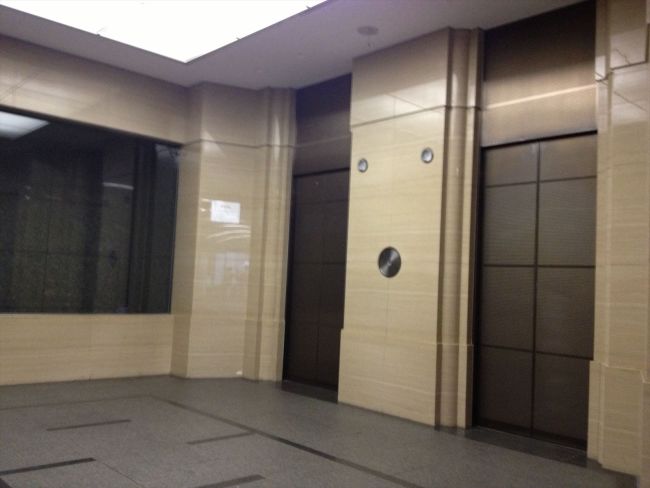 エレベーターは2基