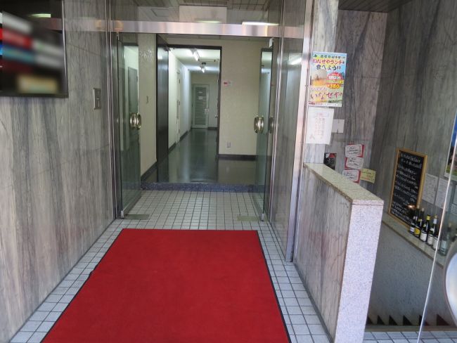 二重エントランス