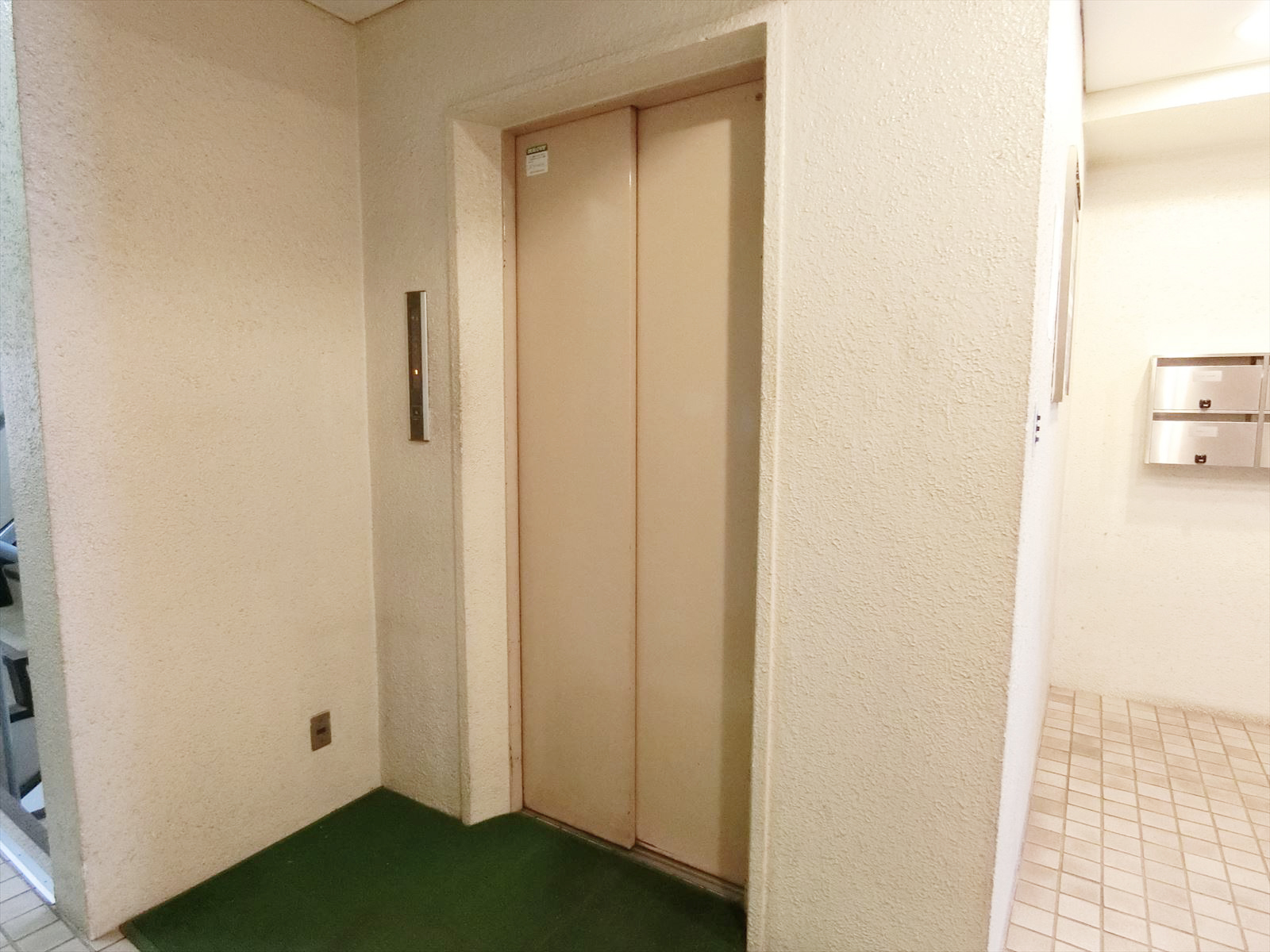 エレベーター