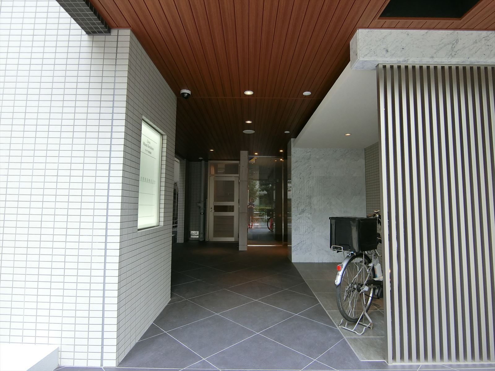 エントランスアプローチ