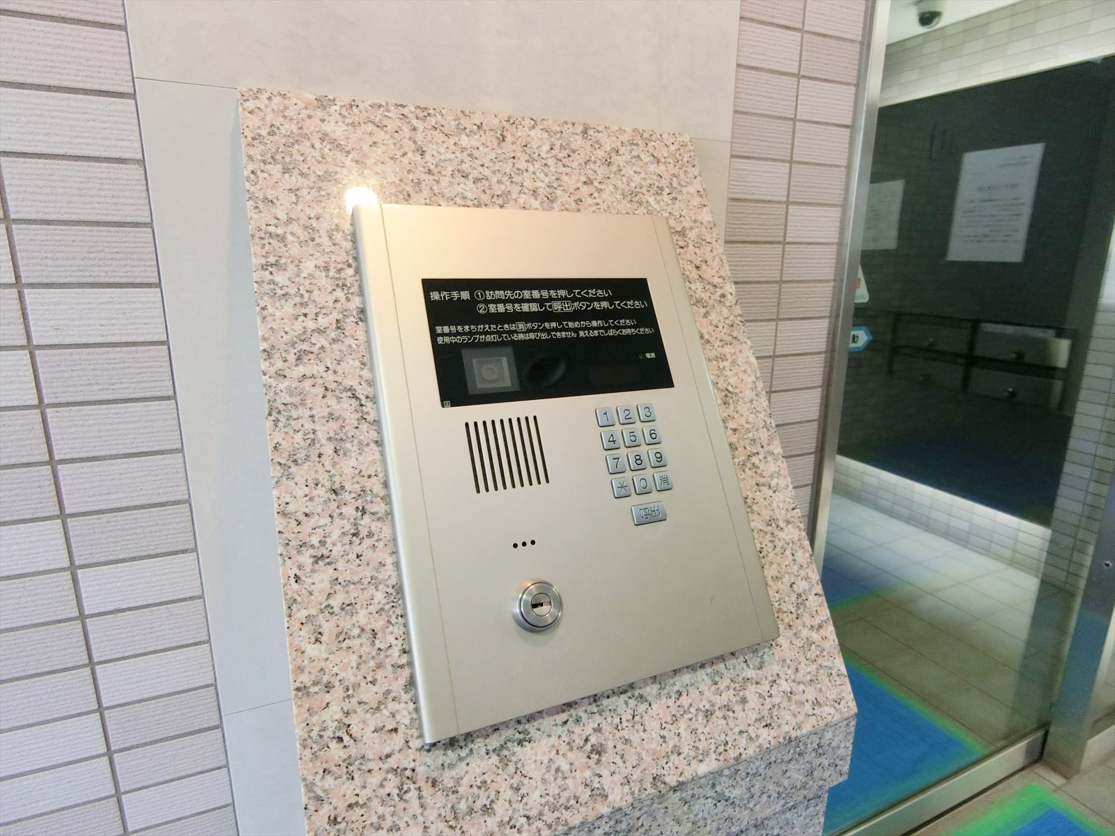 インターホン