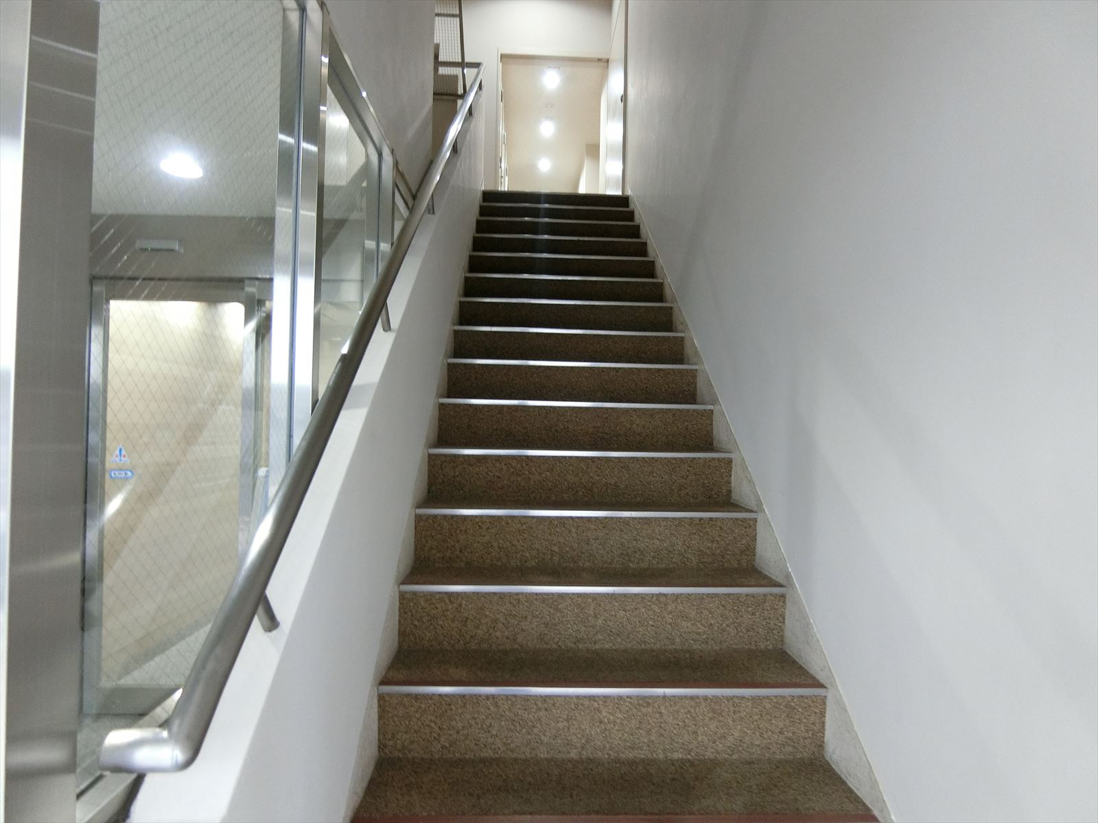 内階段