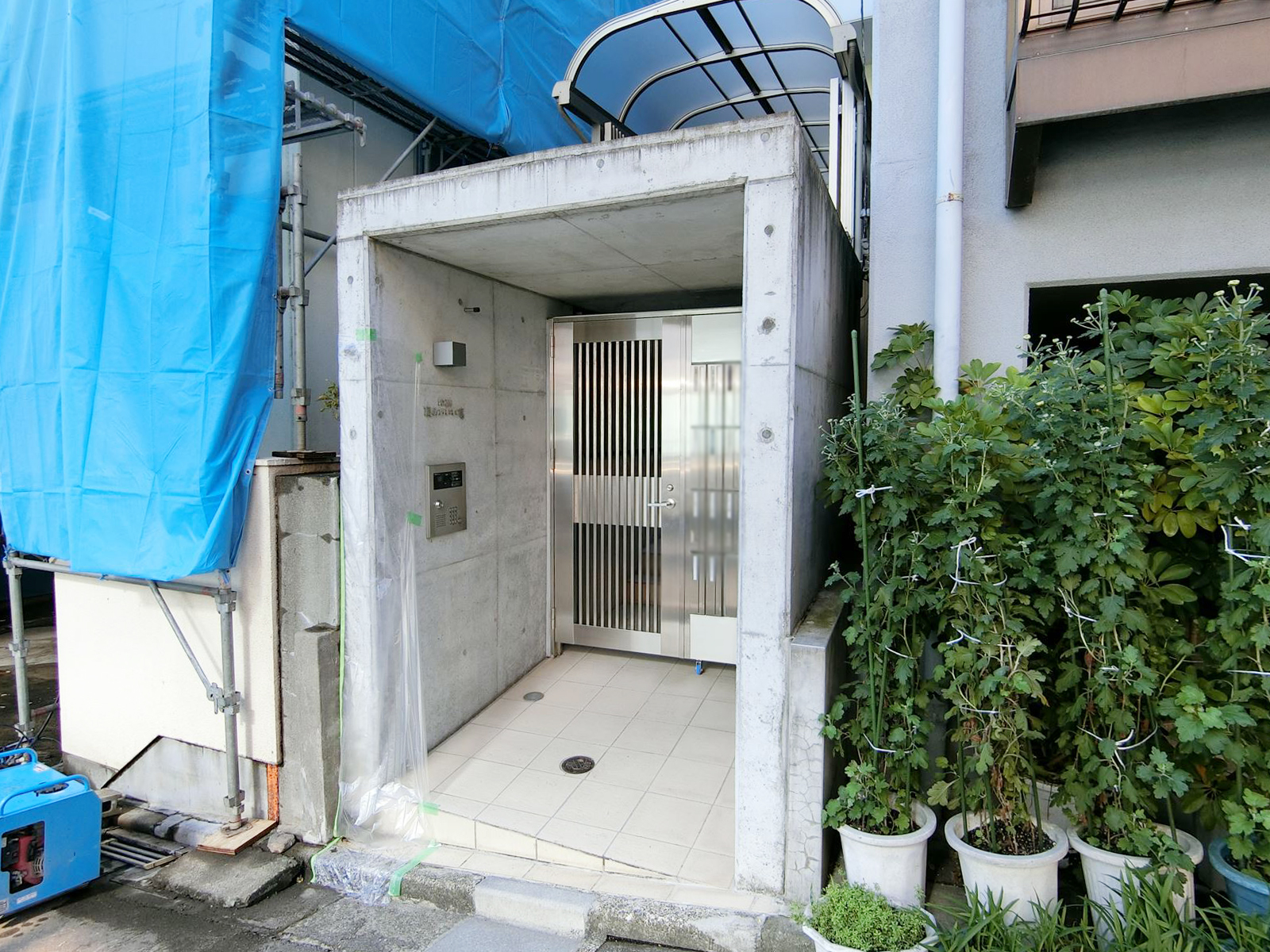 オフィス、住居出入口