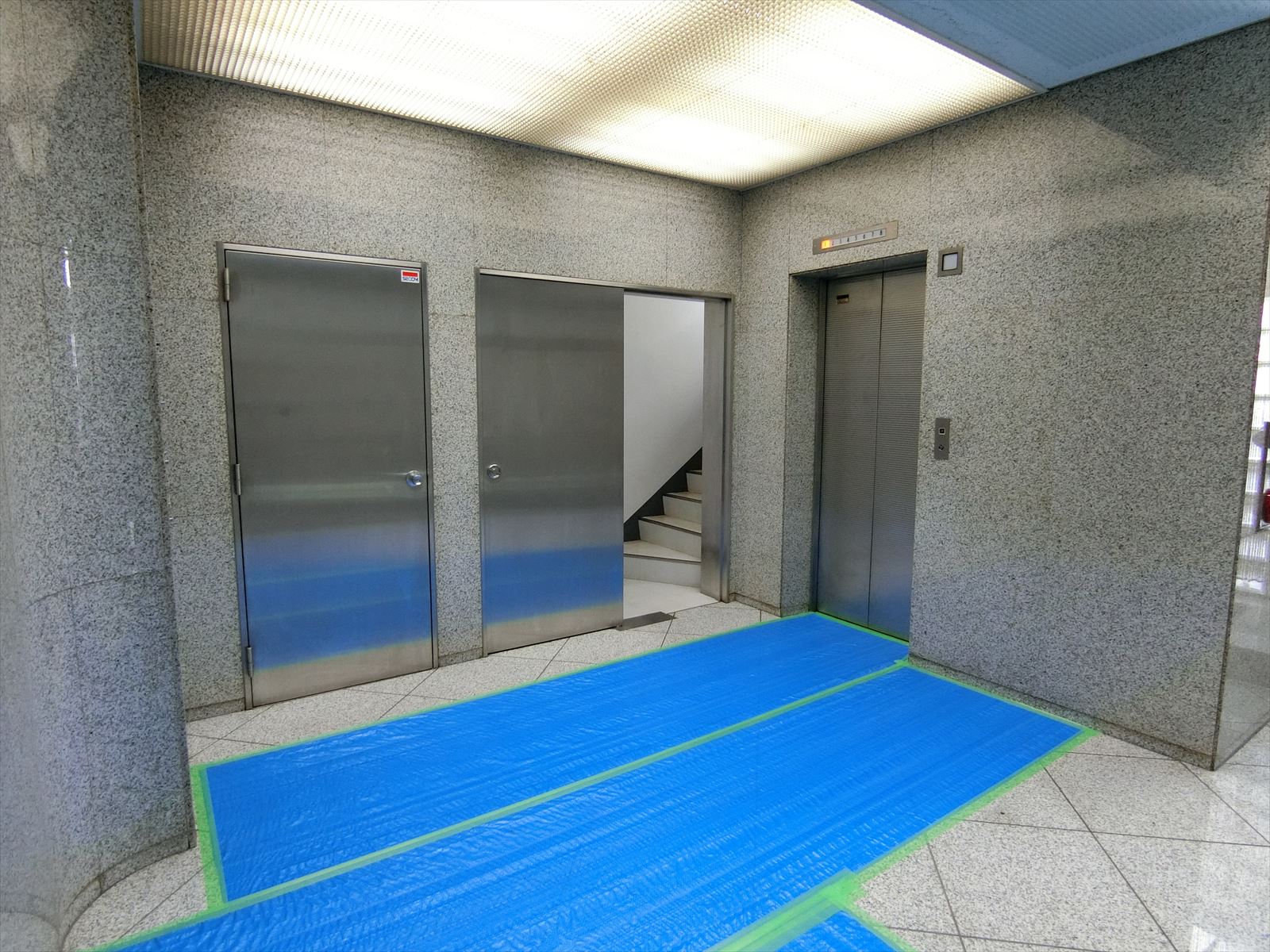 エレベーターホール