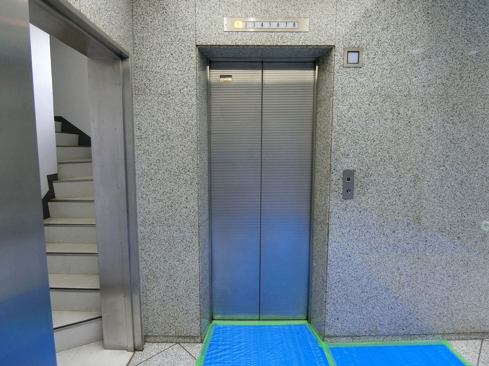 エレベーター