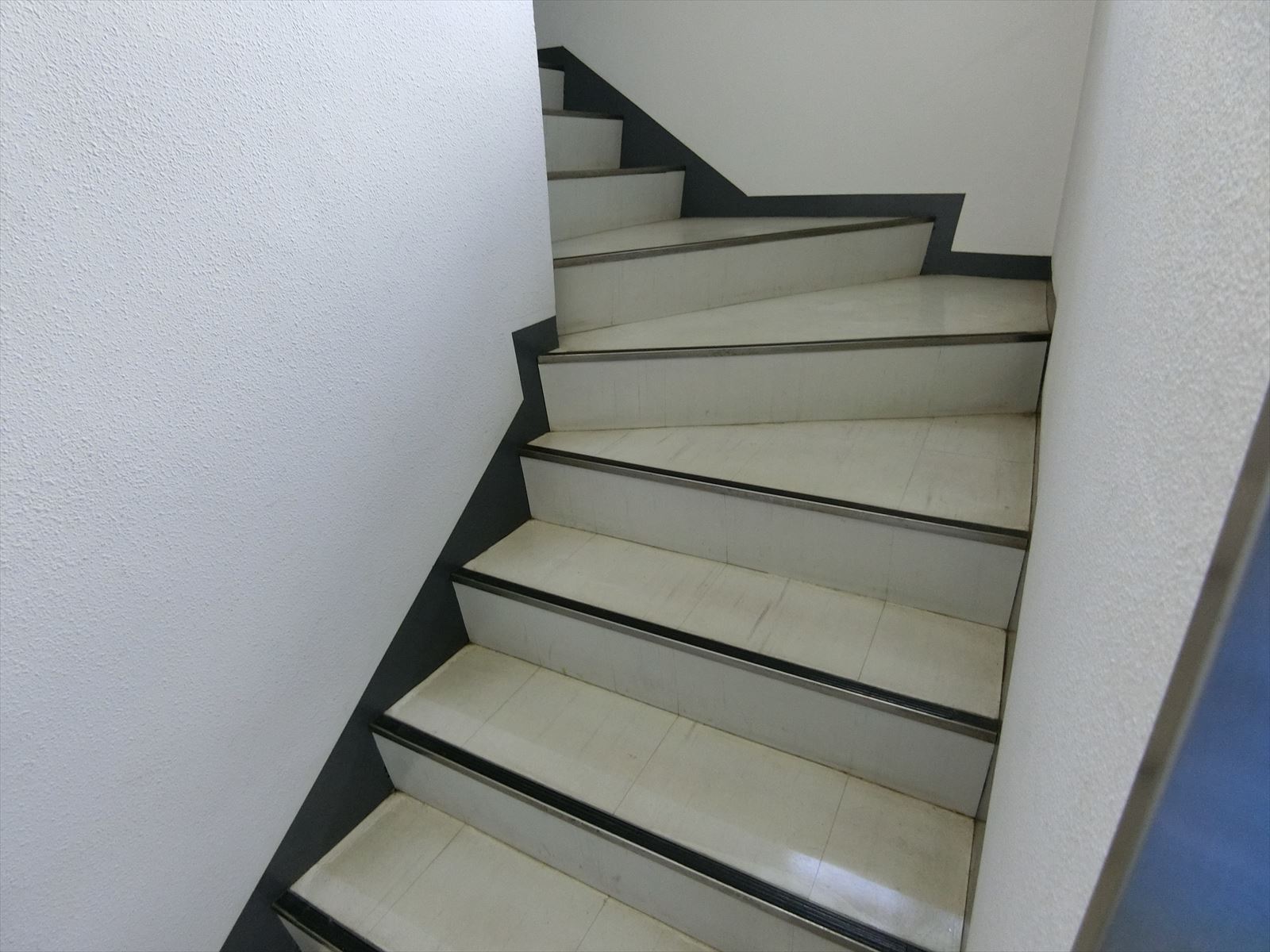 内階段
