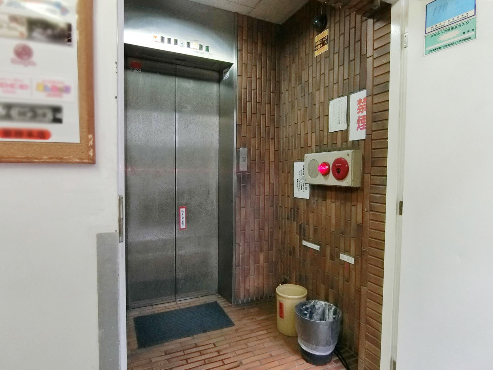 エレベーター