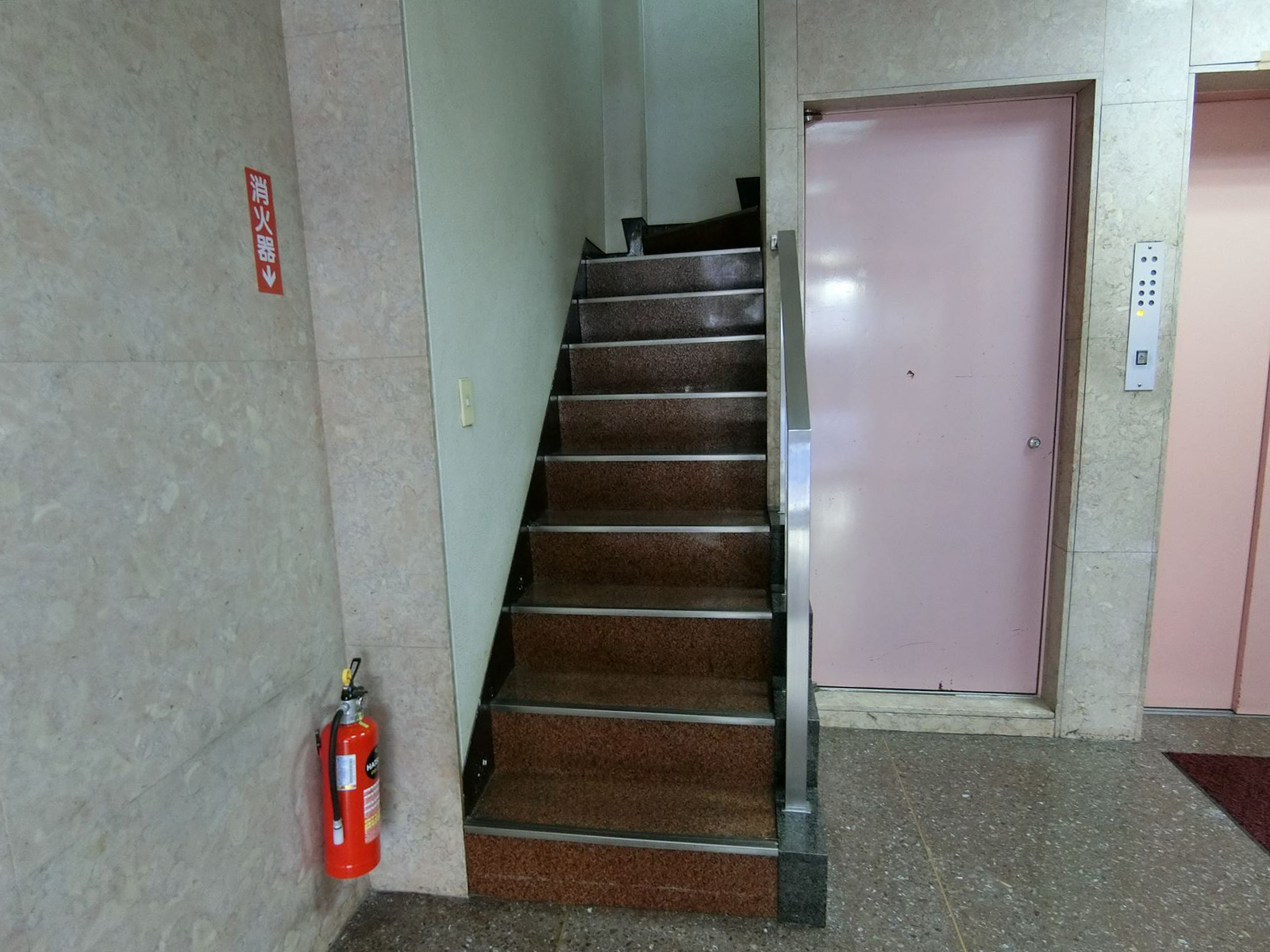 内階段