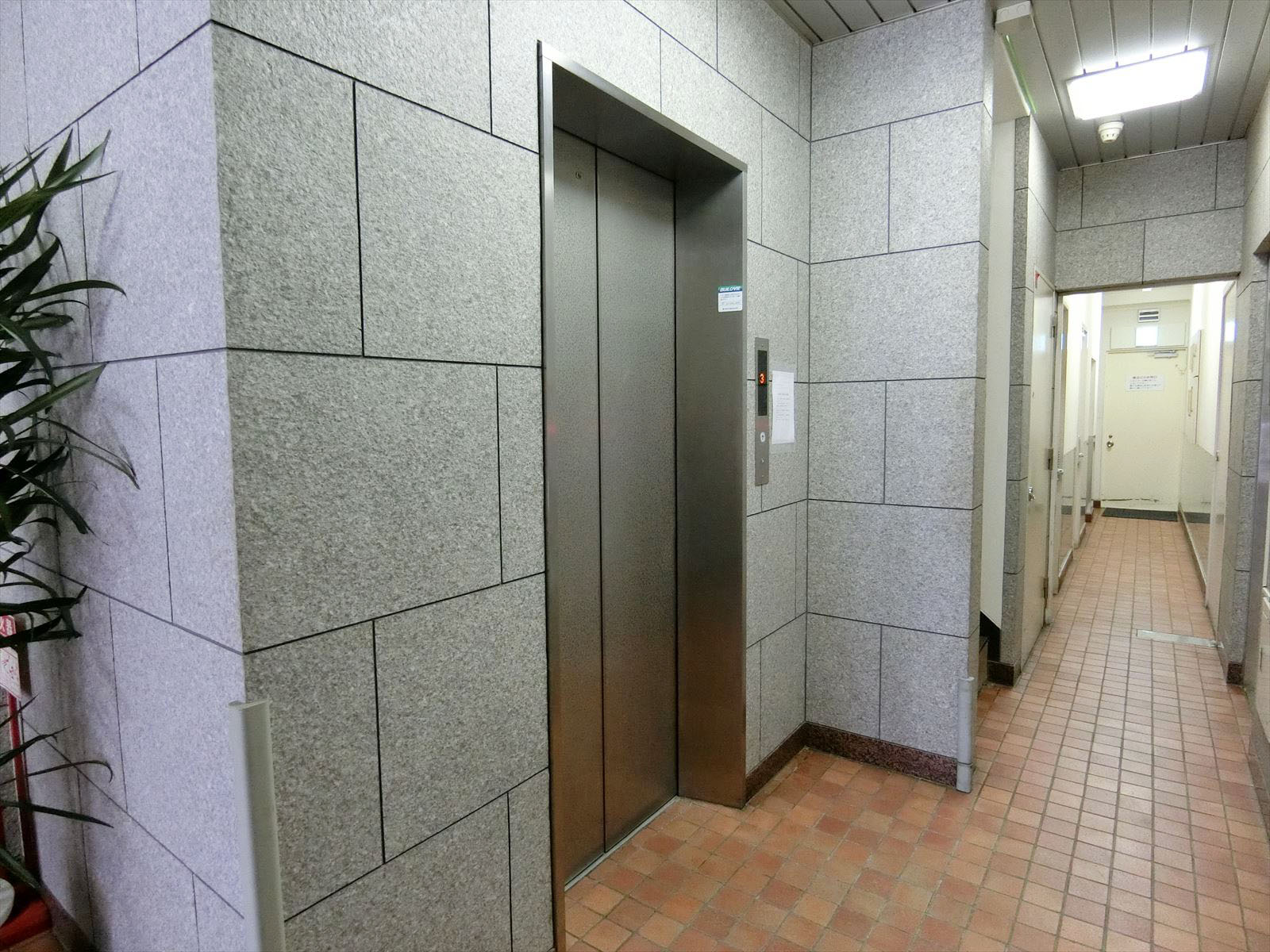 エレベーター