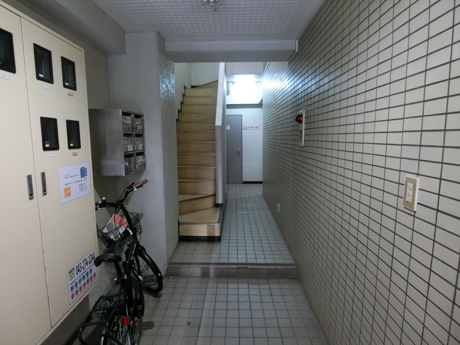 エントランスホール