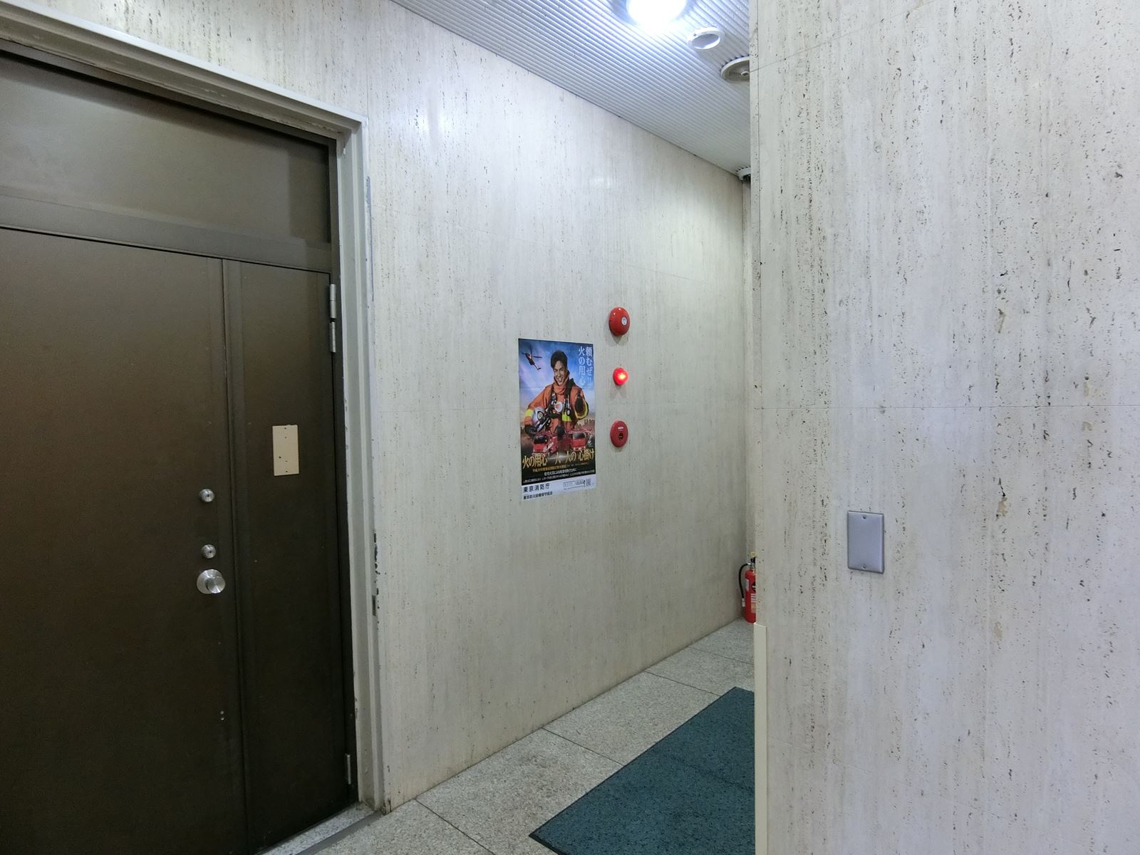 エントランスホール