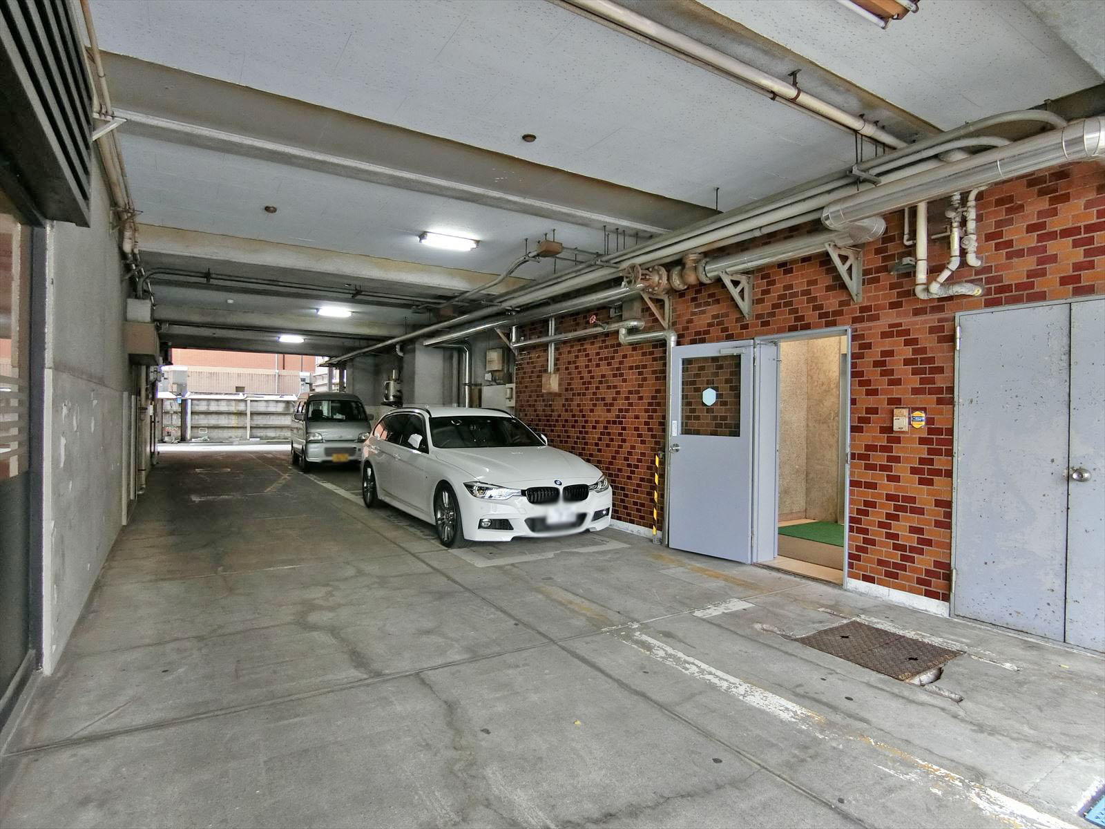 駐車場併設