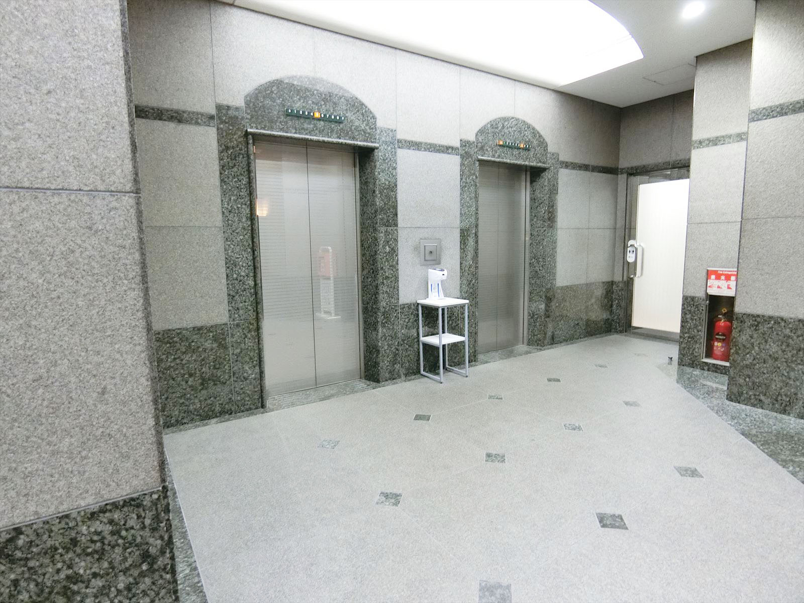 エレベーターホール