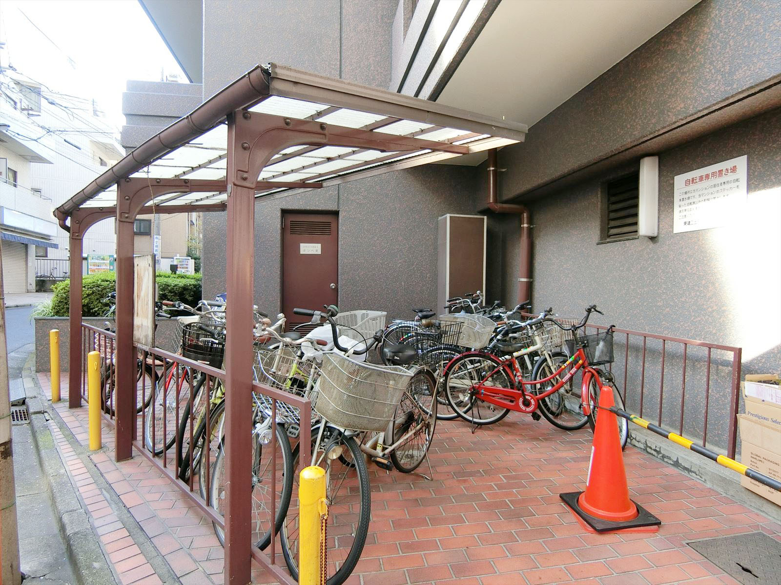 駐輪場