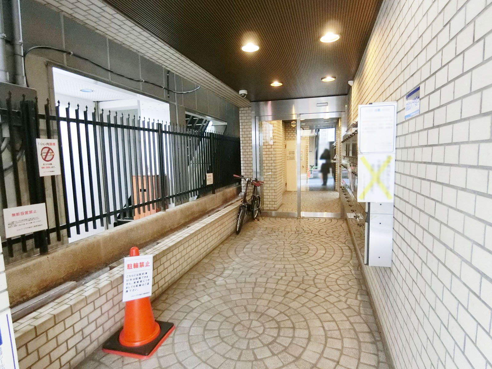 エントランスアプローチ