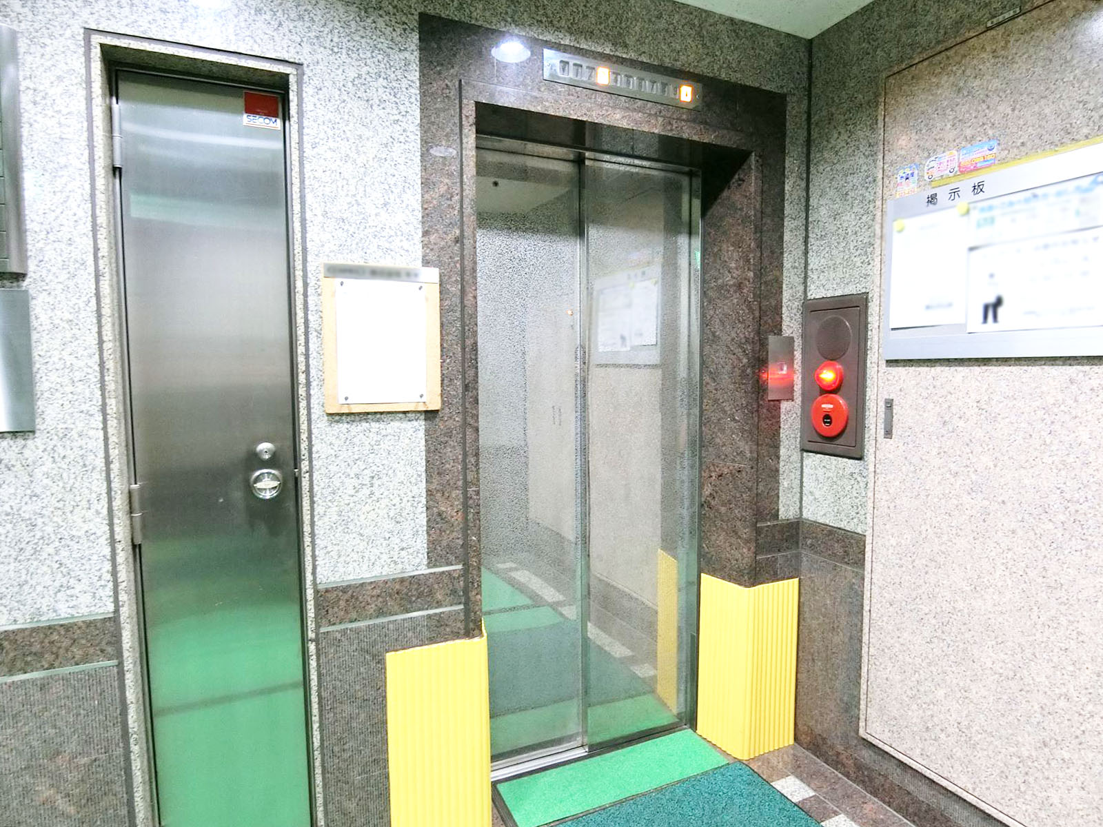 エレベーター