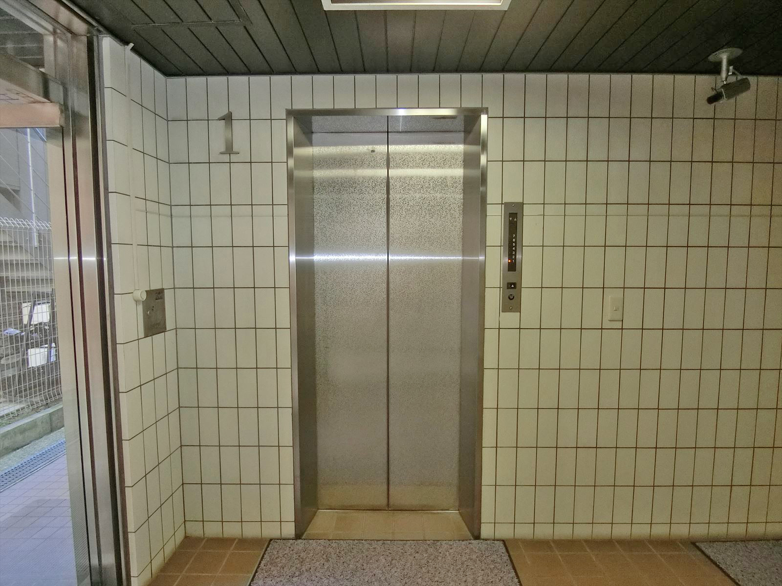 エレベーター