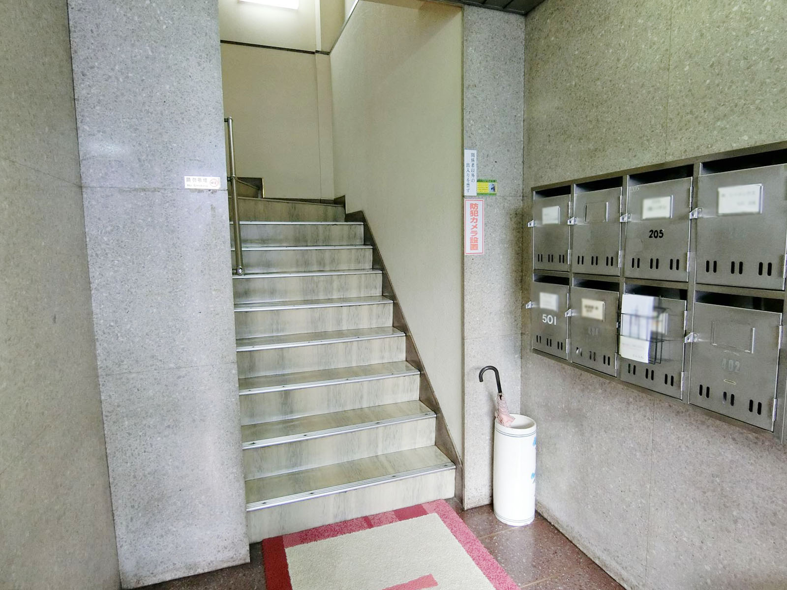 エントランス
