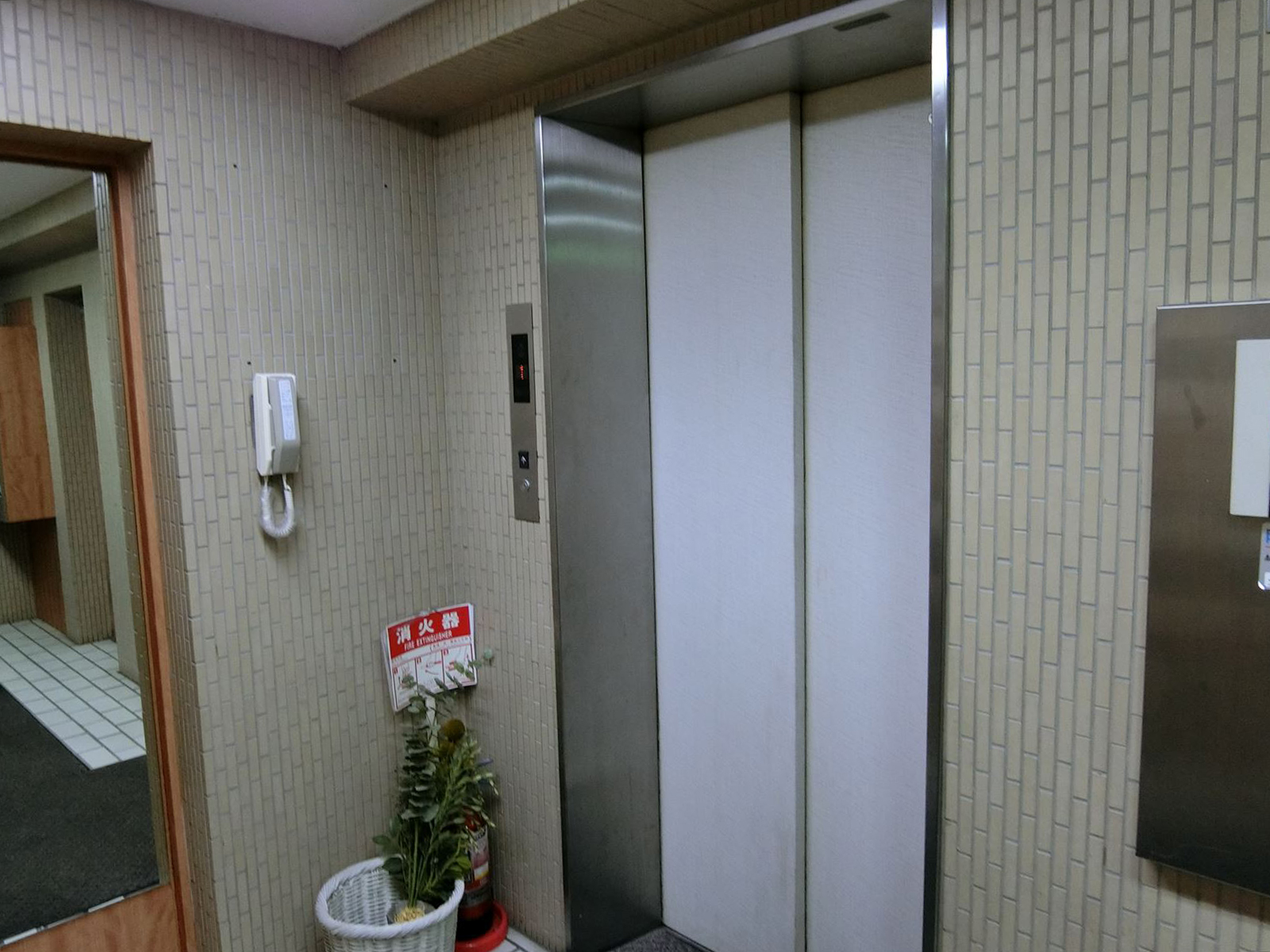 エレベーター