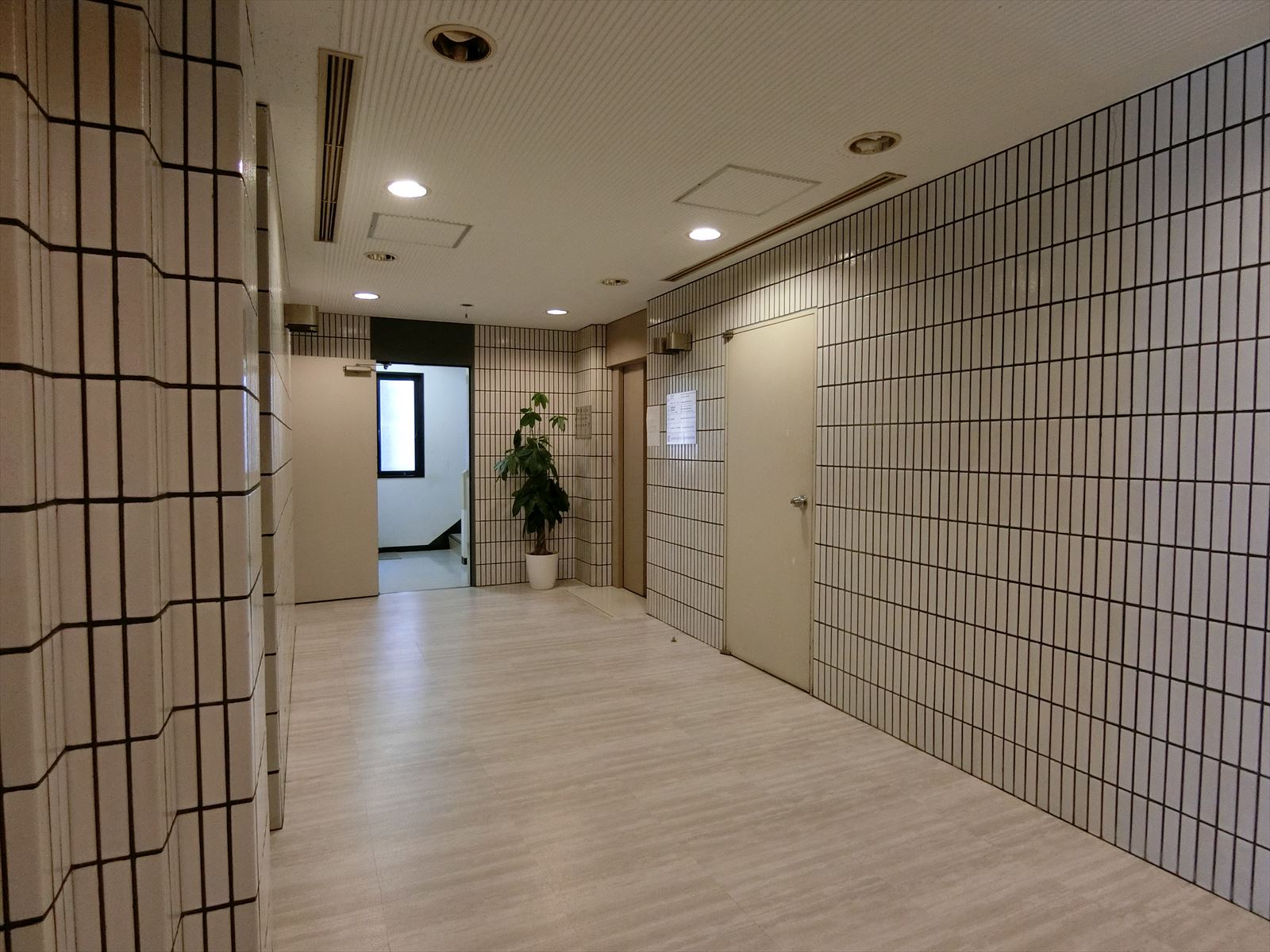 エレベーターホール